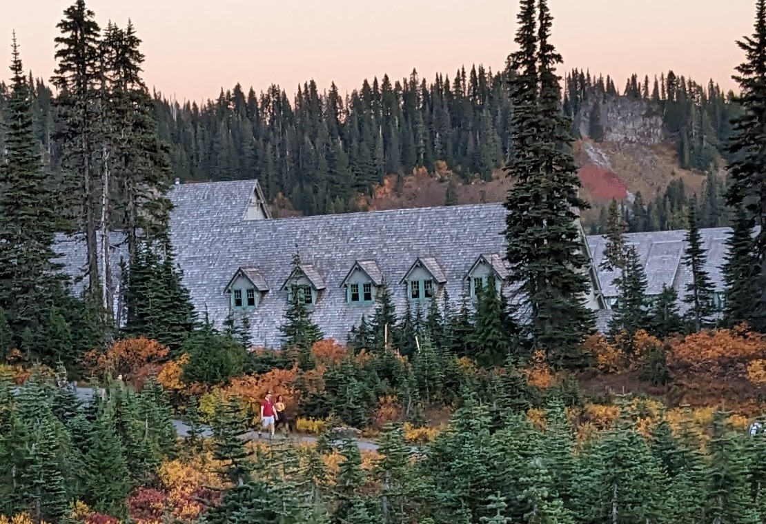 Mt Rainier Lodge