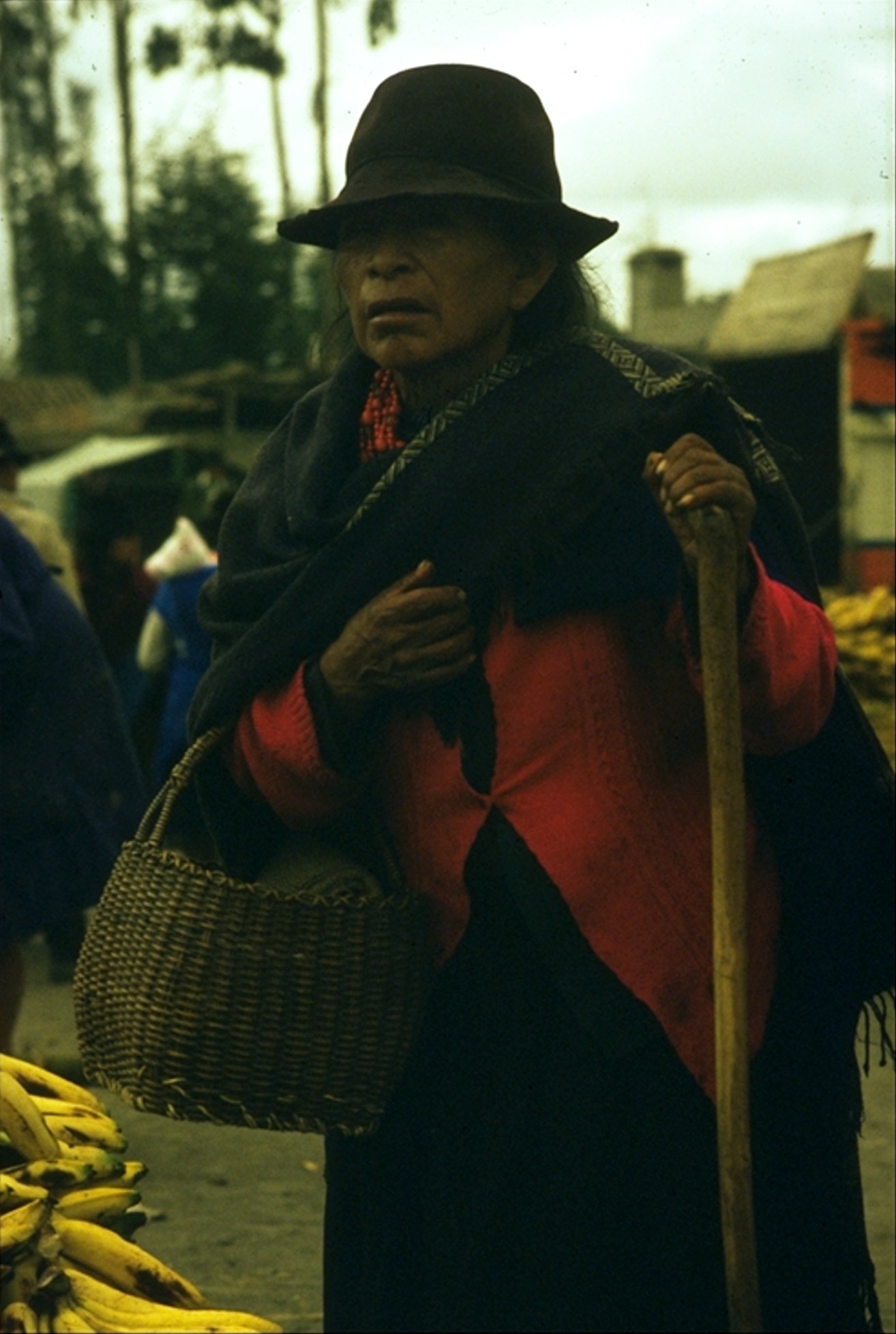 Equadorian women in market 1980