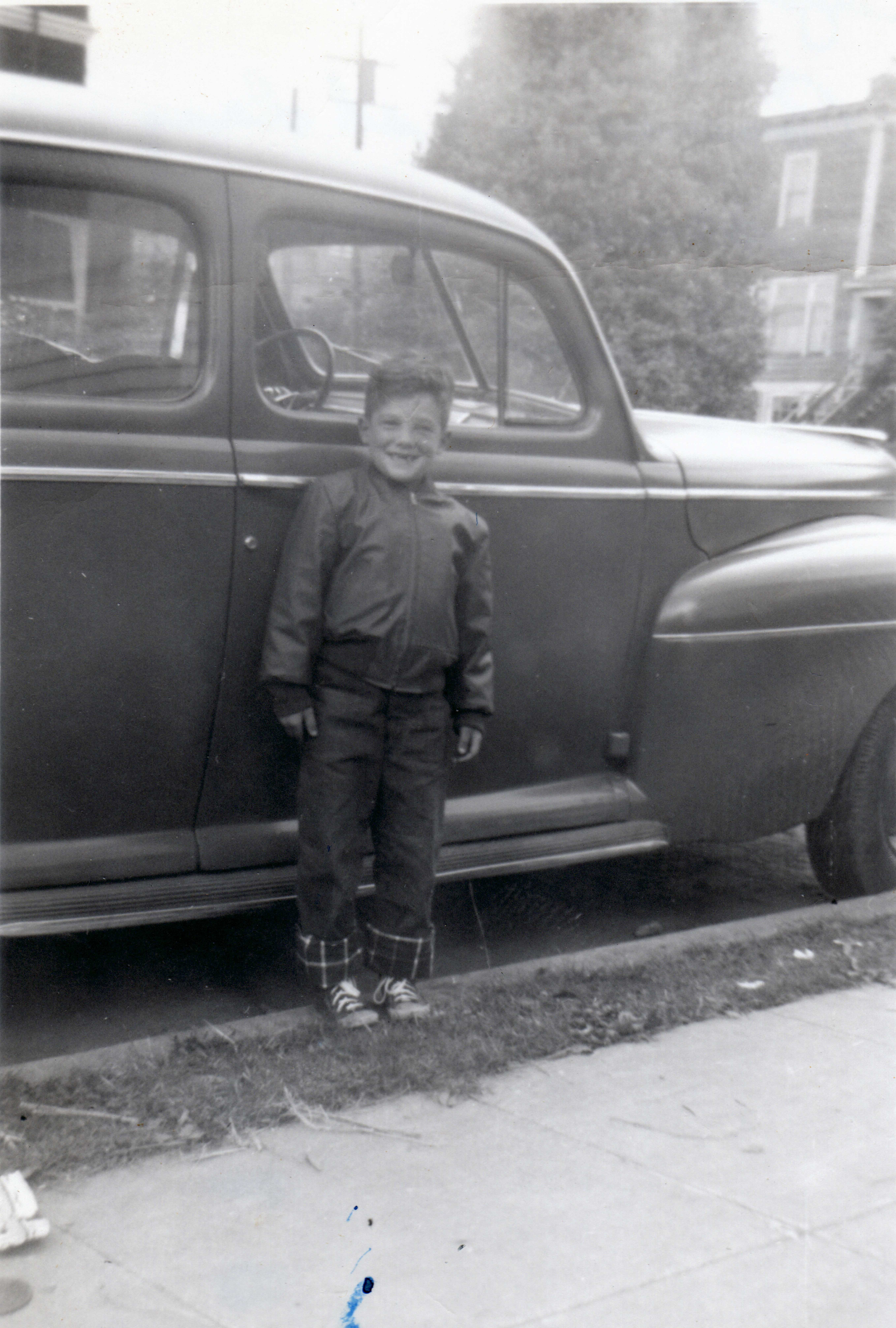 rb bruce 1st day of 2nd grade in front of mercury sep 1955 001