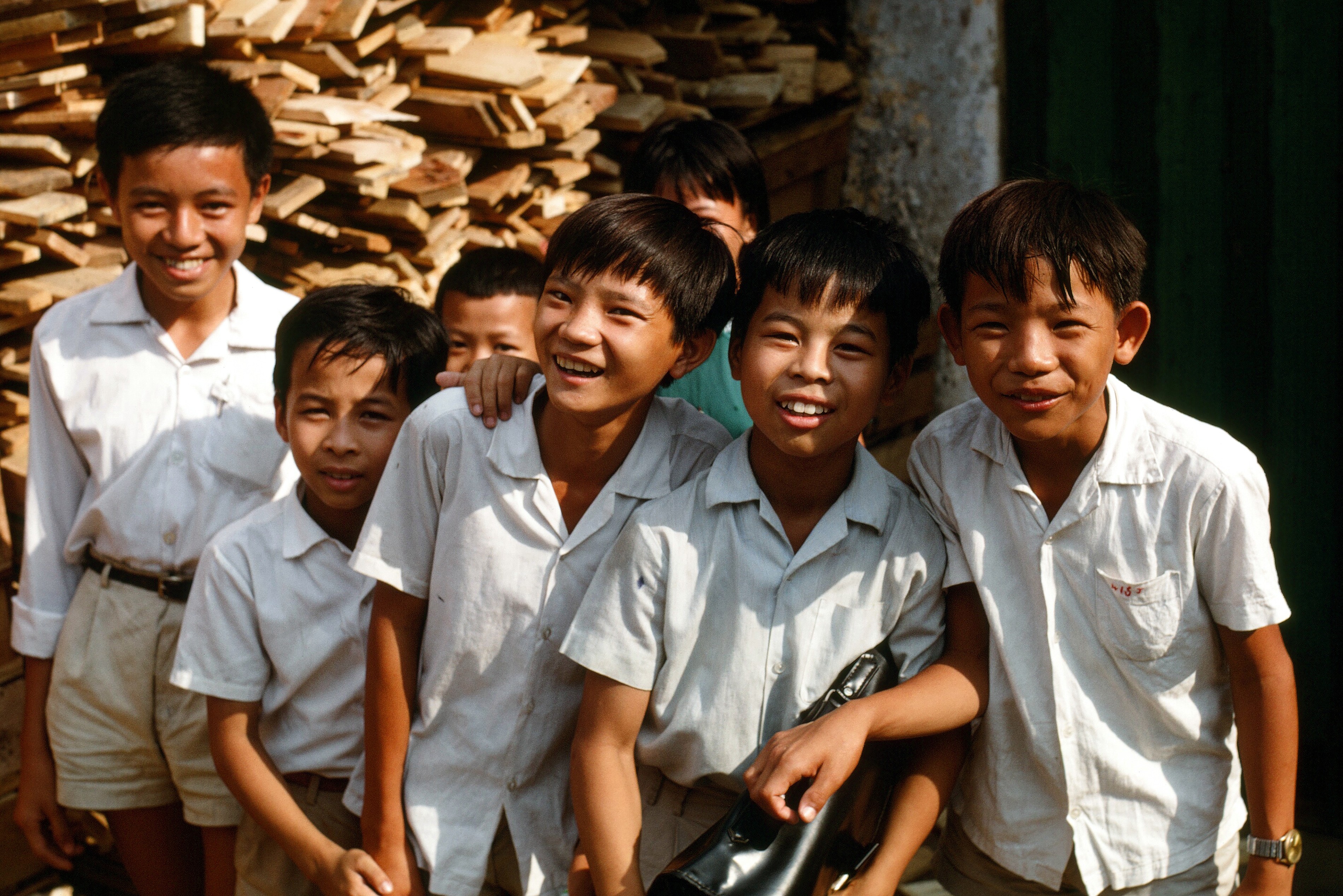 1970 03 06 Saigon kids 01