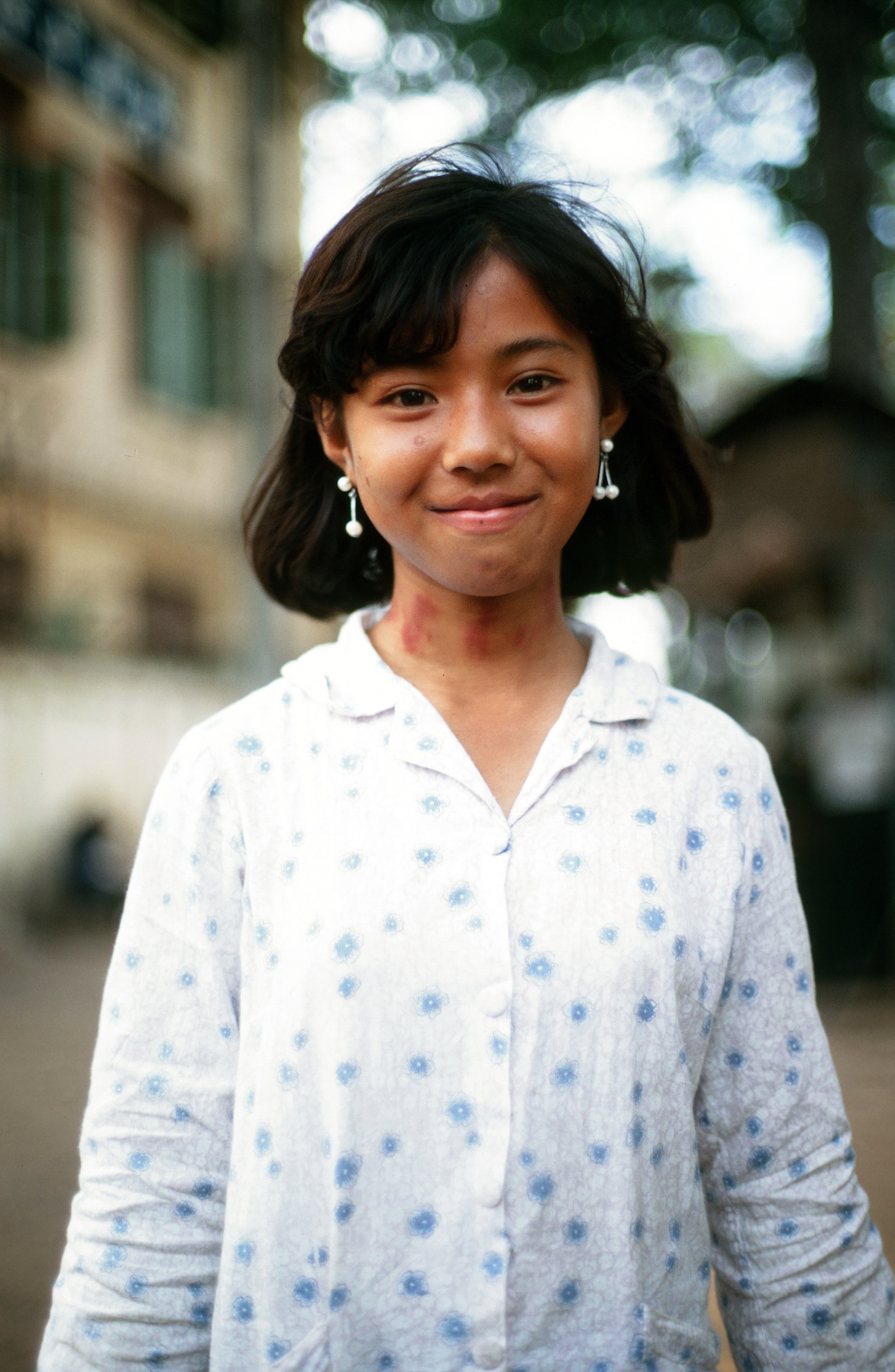 1970 04 05 Saigon girl 01