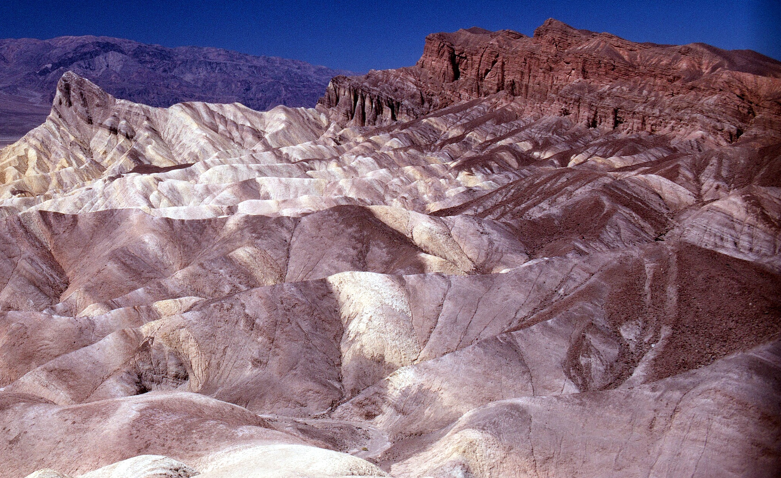 1971 09 19 Death Valley thru the magic of old color 01