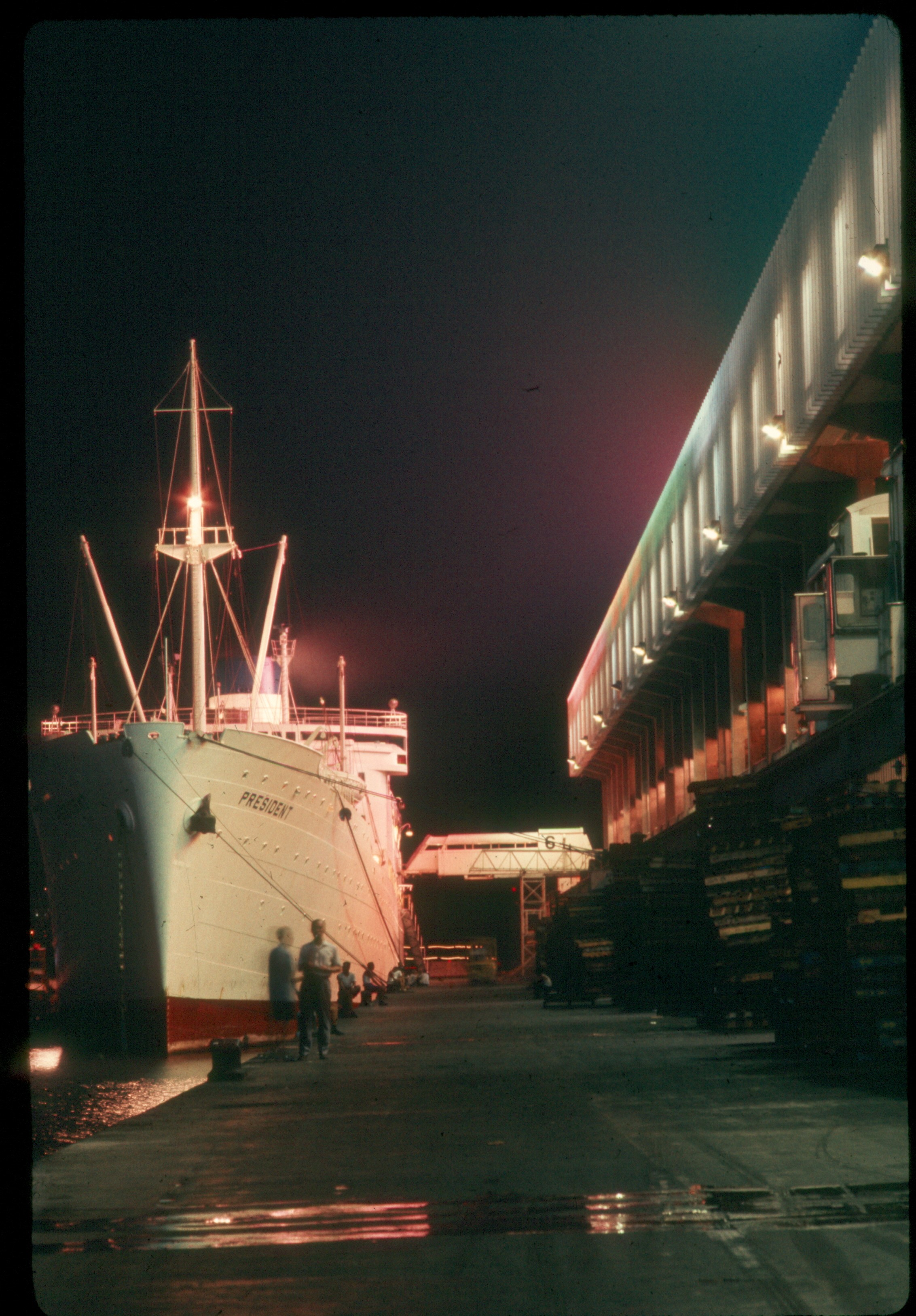 ss 074 1970 09 23 ship at night at kowloon dock